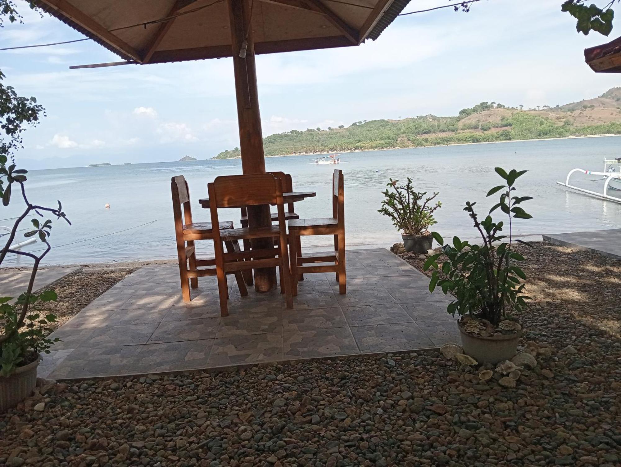 Pelangi Homestay Bungalow Gili Gede Sekotong Esterno foto