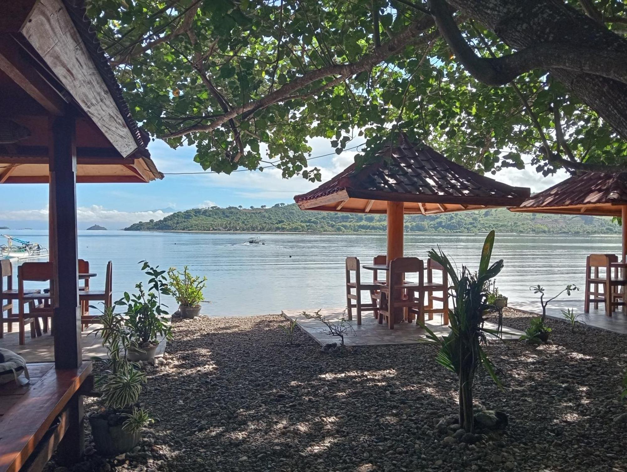Pelangi Homestay Bungalow Gili Gede Sekotong Esterno foto