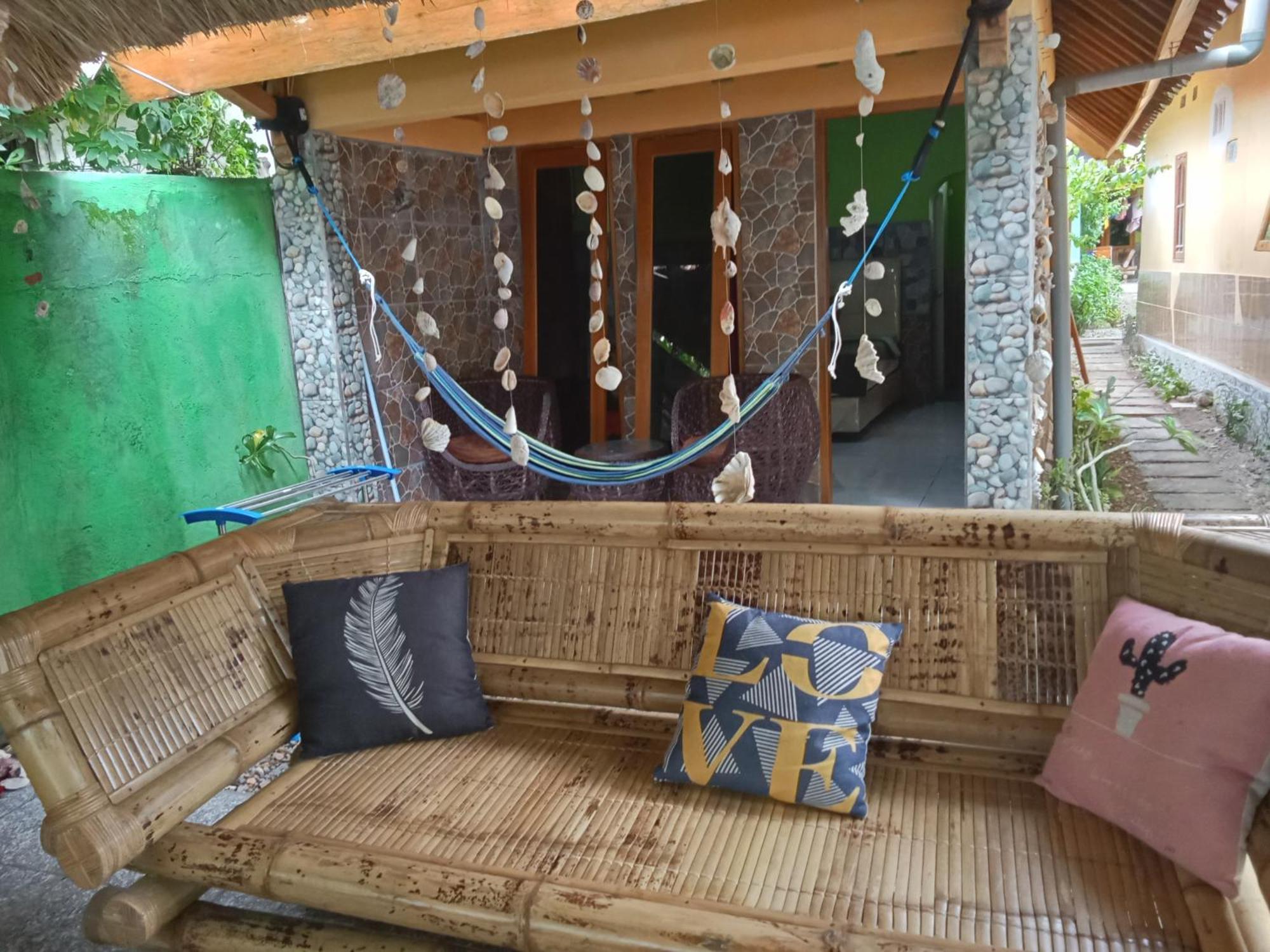 Pelangi Homestay Bungalow Gili Gede Sekotong Camera foto